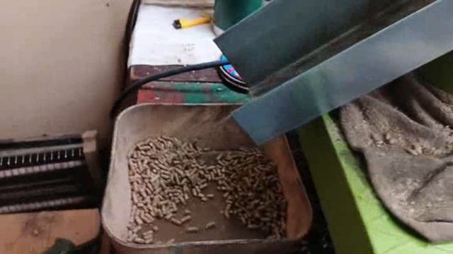 Гранулятор Компакт 150,матрицы 3 и 4 мм,220В через частотный преобразователь Заказ в город Иваново.