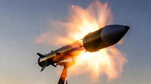 Макет аэромобиля и всё поражающая бомба.