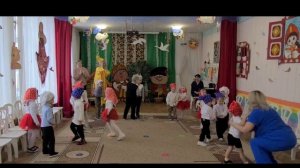 весенний праздник"Как солнышко лучики искала"2 младшая группа