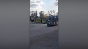 САМЫЕ НЕЛЕПЫЕ МАШИНЫ НА ДОРОГАХ. ЭТО ВСЕ ЕЩЕ ЕДЕТ