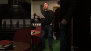 Стихи Андрея Коровина на русском в исполнении автора. Португальский перевод читает Астьер Базилио