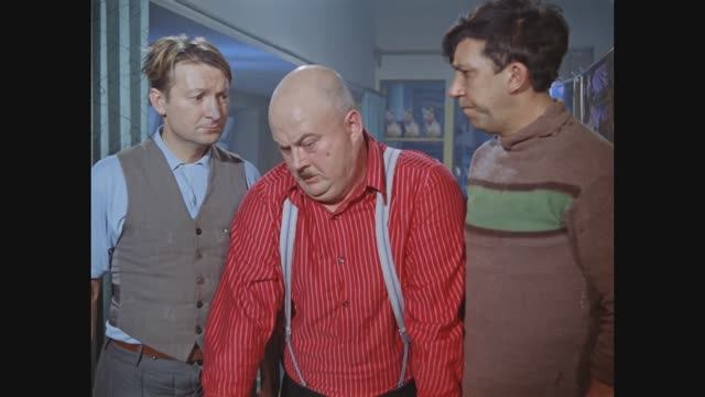 Хватит гулять! Пора на работу! Фрагменты из фильма "Операция «Ы» и другие приключения Шурика" 1965 г