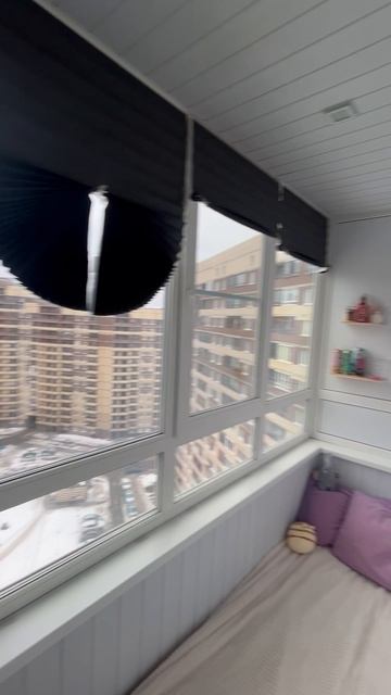 В продаже уютная , светлая и очень теплая квартира -студия . Шоссе в Лаврики д 59 к 1.