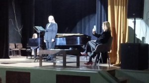 На этом видео — поет солист Театра оперы и балета им. М. Джалиля, лауреат международных конкурсов.