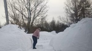 Тишь да гладь ☀️. А вокруг сугробы с меня ростом🥰