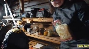 спорткар у дедушки в деревне