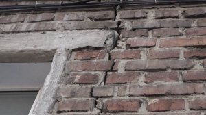 ПОШЕЛ ТРЕЩИНАМИ