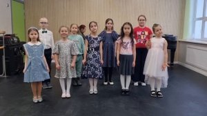 "Песенка про гамму" (4)  муз. Г. Струве сл. Н. Соловьевой