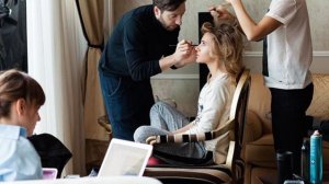 Руслан Мастеровой Творчество. 🥂Очарование Зеркало с Комодом. Перетяжка Ткани . С 8 Марта !