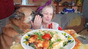 Мукбанг НЕОЖИДАННЫЙ Поворот за ЗАВТРАКОМ! Что ПОДАРИТЬ Маме на ЮБИЛЕЙ?!