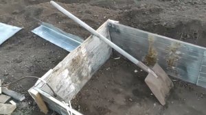 Теплая грядка из подручных материалов