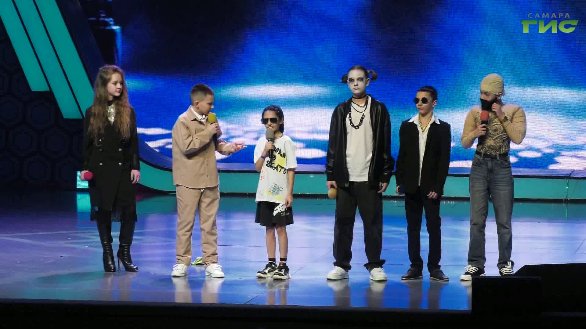 В Самаре школьники поборолись за выход в финал детского КВН