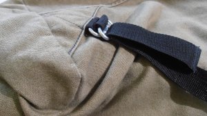 Крепление лямок рюкзака