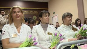 «Волонтёры Победы» поздравили сотрудниц 422 военного госпиталя Министерства обороны РФ с праздником