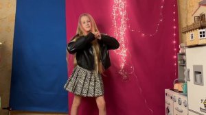 Влог Беатрис и Вероника устроили показ мод