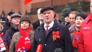 Имя Сталин в веках будет жить!