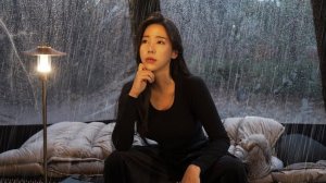 Кемпинг в одиночку в дырявой палатке под проливным дождём. Звуки природы.