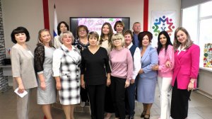 С Женским весенним праздником ! Мужчины СШ № 2