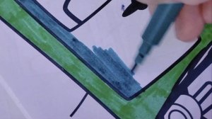 НОВОЕ ШОУ – ВЛОГ! DRAW WITH HAPPY VIKA！Вика раскрашивает новую раскраску – Синий Трактор 🚜!