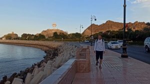 Иду по Корниш!