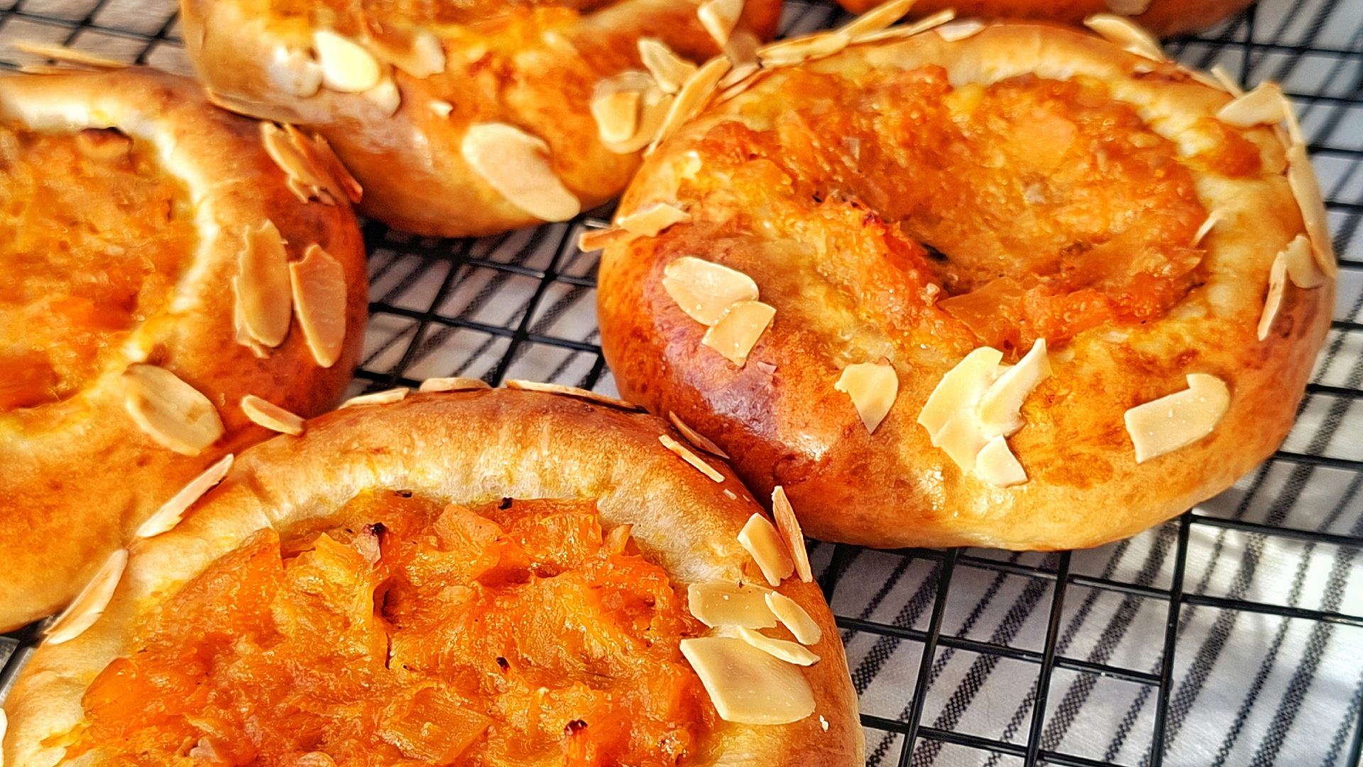 ВАТРУШКА с апельсиновой ТЫКВОЙ. ПОСТНАЯ выпечка.