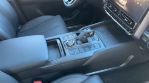 HAVAL H9 против гибридного TANK 500. Есть ли разница?