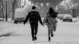 Зимний вечер стонет ветер