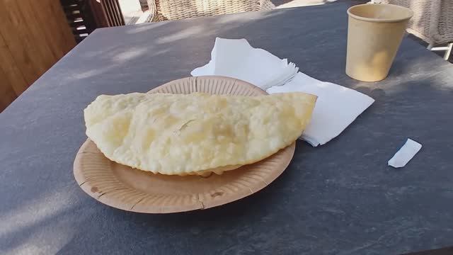 Как я пошла от Спартака к Черному морю и  съела чебурек с нежной бараниной/ Ялта/Крым/