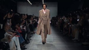 Показ женской коллекции Ermanno Scervino осень-зима 2026-2027 - 4K