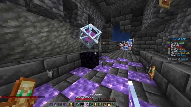 Я Нашел САМУЮ БОГАТУЮ БАЗУ ИГРОКА на на Анархии - Майнкрафт DonutSMP