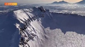 ТУРИСТЫ ДЕЛЯТСЯ ЭФФЕКТНЫМИ КАДРАМИ С ПОДЪЁМА НА ВУЛКАН ЖУПАНОВСКИЙ•БЕЗ КОММЕНТАРИЕВ