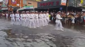 РУССКИЕ ИДУТ__НАШИ МОРЯКИ НА ПАРАДЕ__ГОРДОСТЬ ЧУВСТВУЕТЕ????__НАШИ МОГУТ___