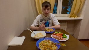 Мукбанг Азербайджанский плов с  нутом и курочкой на мангале 😋