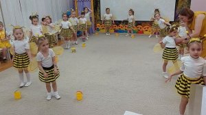 Танец пчелок в средней группе