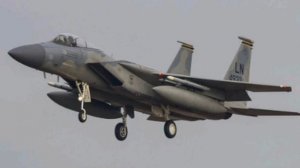 💥 Американский истребитель F-15 разбился на западе Ирана, утверждает израильский 14 канал