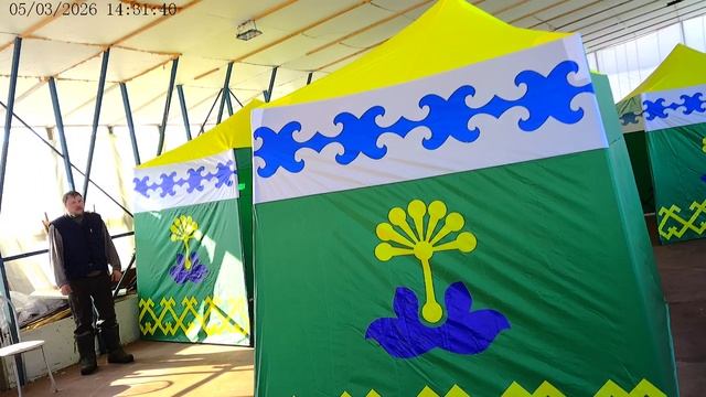 Раскладывание торговой палатки 3х2м с узорами