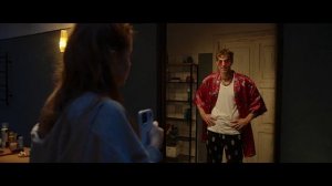 Сводишь с ума / Двое в разных мирах — одна квартира