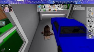 играю в ROBLOX