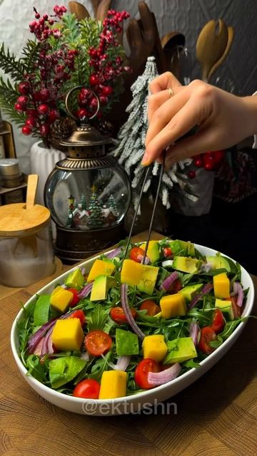 Салат с креветками и манго 🥭 смотреть онлайн