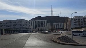 Автобусы Маскат-Дубай,пришли в офис за билетами.