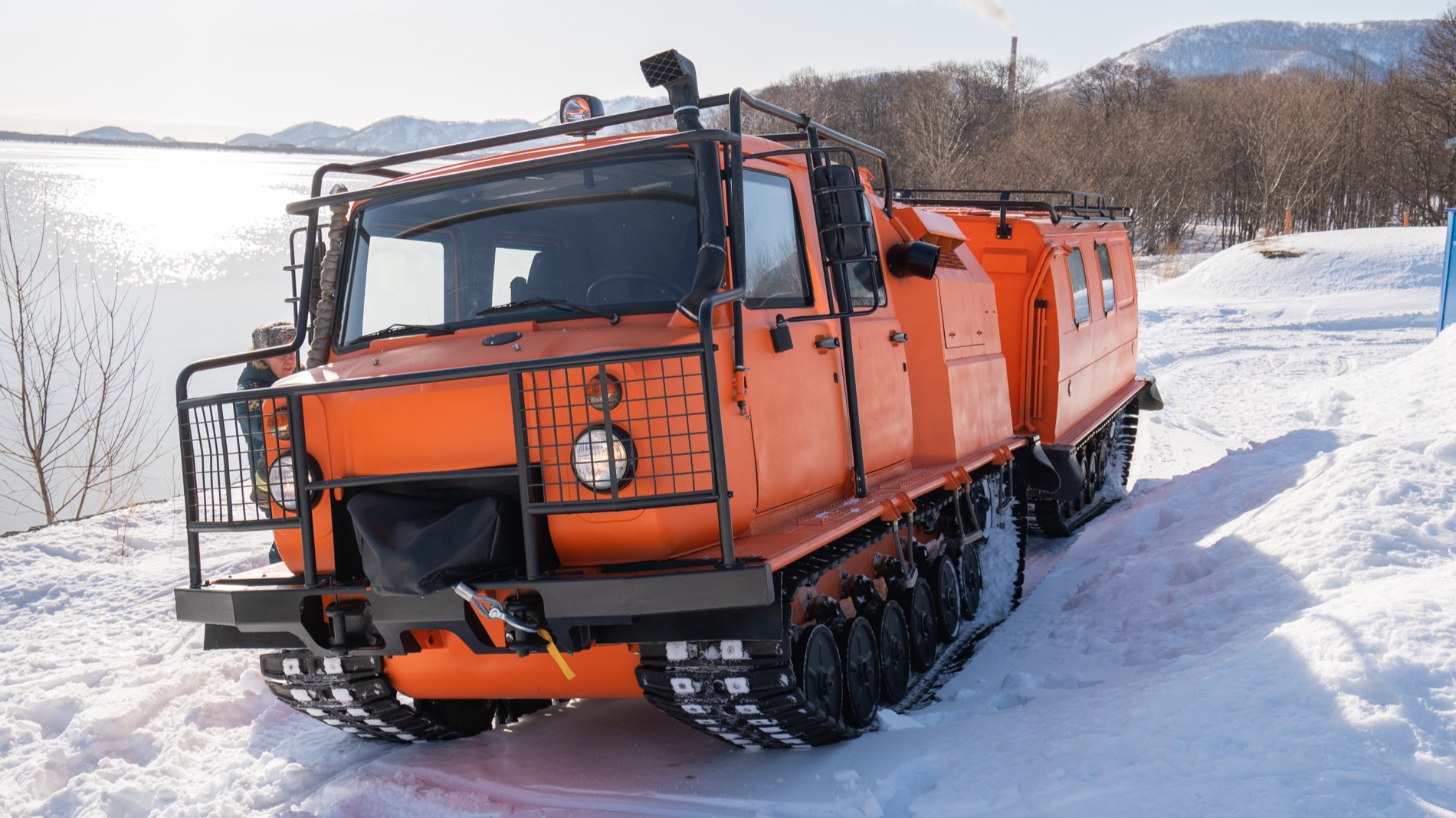 Учения спасателей на вездеходной технике прошли на Камчатке