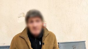 Полиция меня задержала за то, что я взял в магазине быттехники колонку без спросу