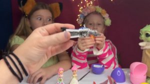 Геншин распаковка сюрпризов и детское интервью