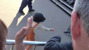 Танцующий малыш. ВДНХ. 31 августа 2025.