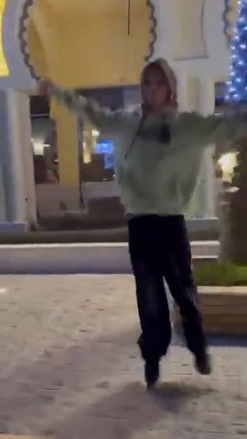 До релиза Бразфонк меньше суток. Делюсь кадрами со съемок из солнечного Египта☀️