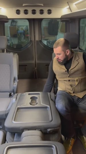 Переоборудовали цельнометаллический, полноприводный  Мерседес спринтер в пассажирский!