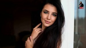 Timi Kullai & DJ Ramezz - Never Alone 2022 4K 1536км