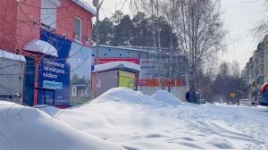 Зима не , спешит уходить, а весна не торопится❄️🌲🏘️