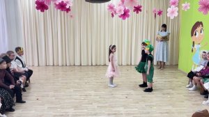 Дюймовочка