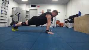 Строгие отжимания 53 раза Кирин ВА